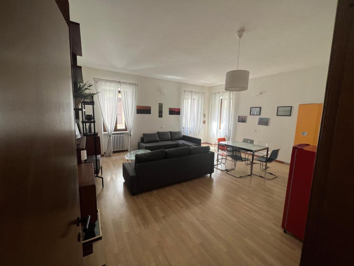 La Torretta Apartment Пескьера-дель-Гарда Экстерьер фото